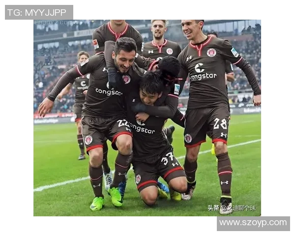 女王巡游与德比郡的激烈对决展现足球魅力与团队精神的巅峰对抗